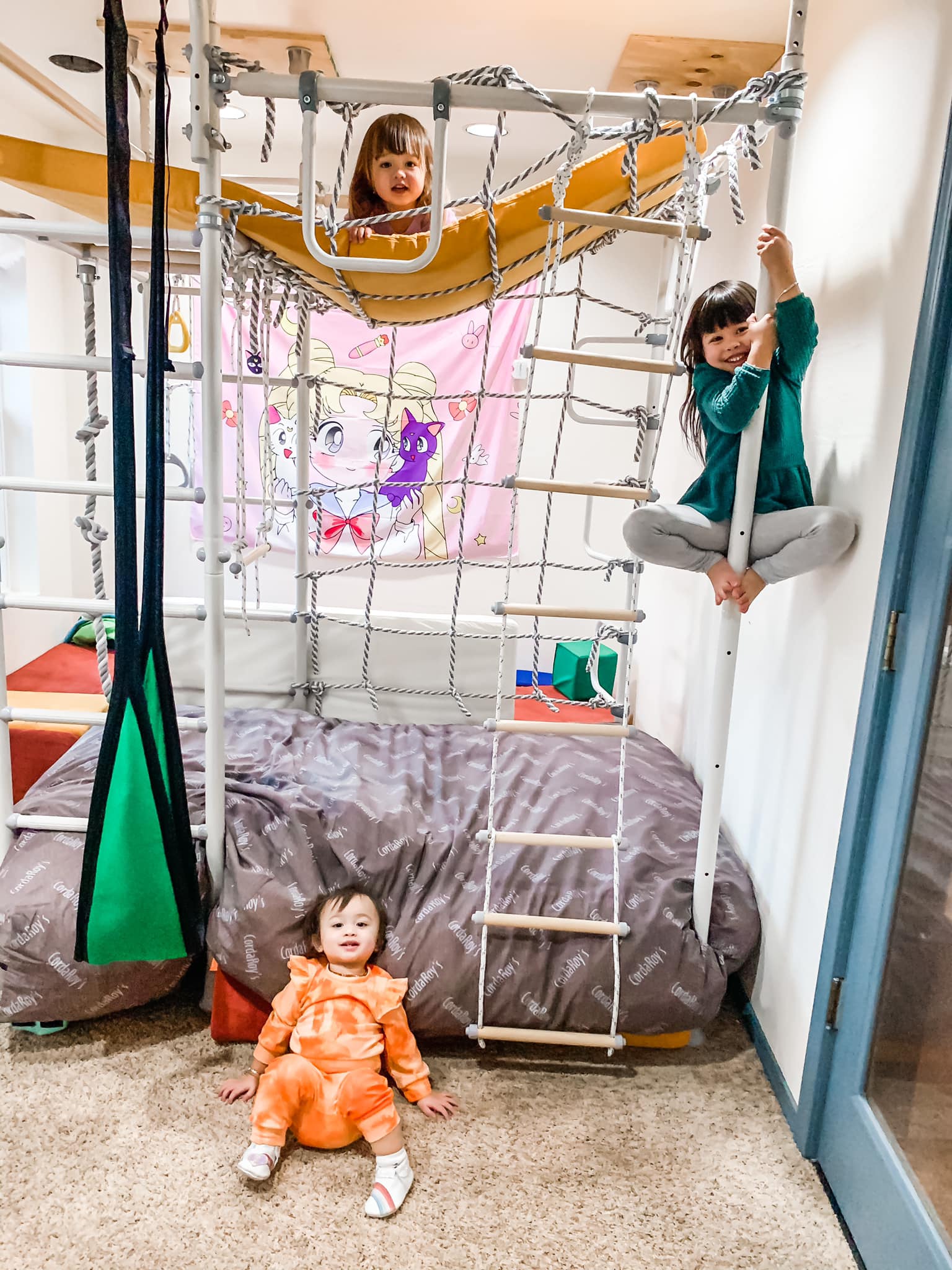 Home Play Gym Comparison: Wall vs. Tension Mount | Brainrich Inc, image size:1536x2048