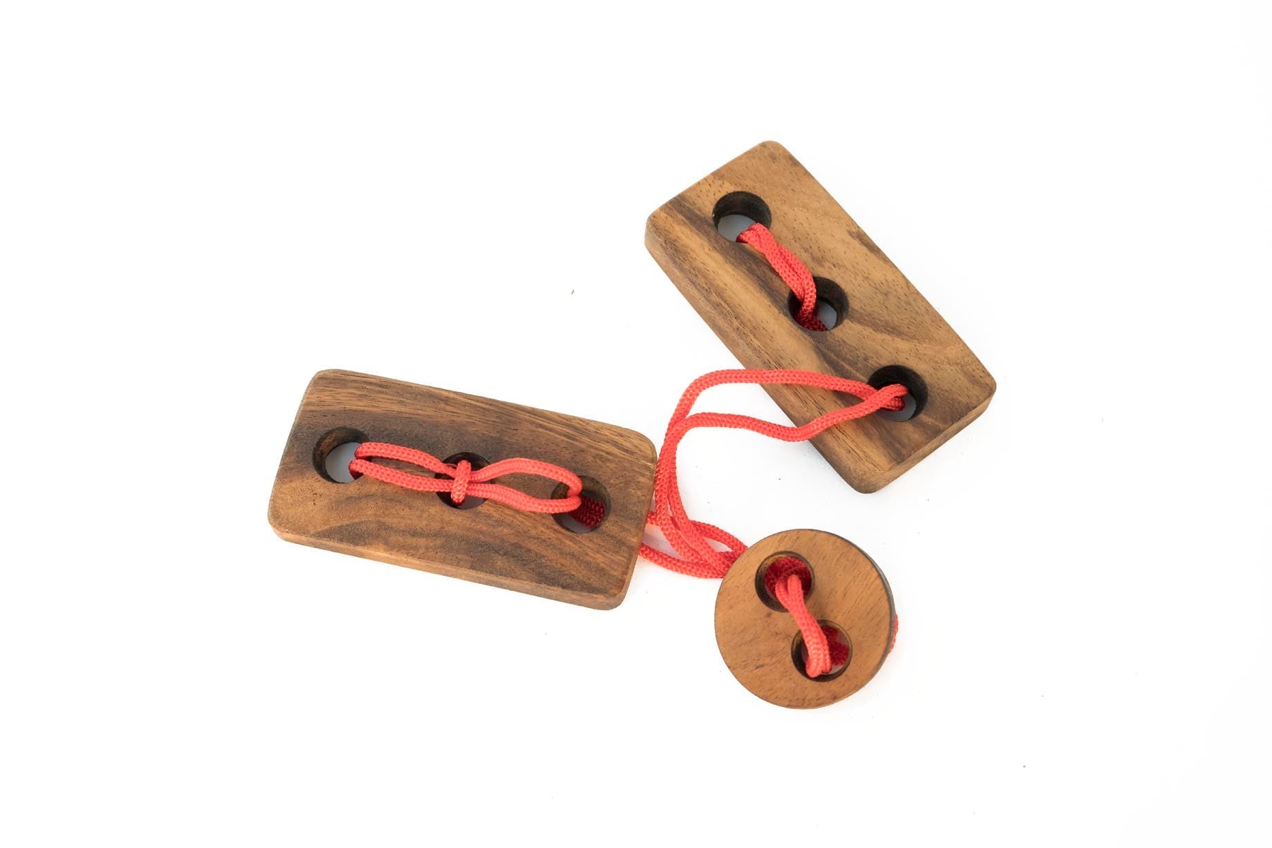Trapped in the Middle String Brain Teaser Puzzle